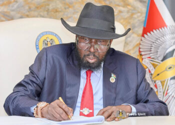 Soudan du Sud Salva Kiir dissout le gouvernement!