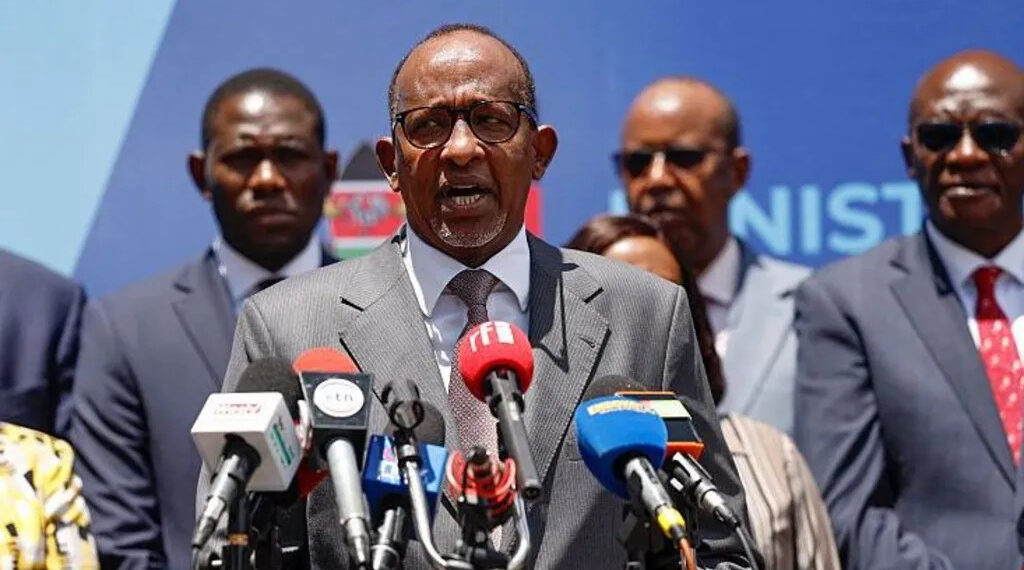 Le Kenya confirme un premier décès dû à Ebola, l'épidémie se propage